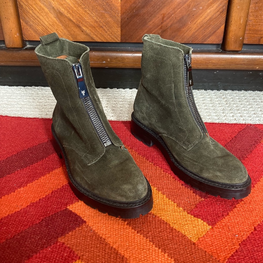 Frye Julie Suede Combat Boots Front zip Olive Green 7.5